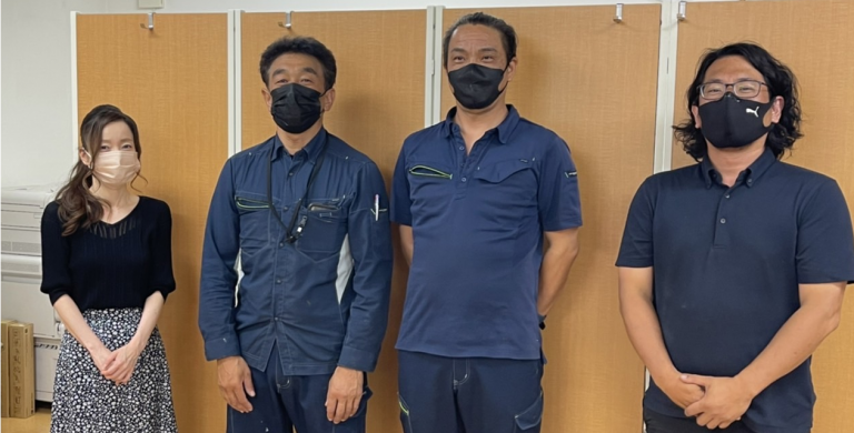 様々なシステムをバラバラに利用していたが、kintoneを軸に連携すべきシステムは連携させ、情報を一元管理することで、従業数を増やさず案件数2倍、売上1.5倍になった事例